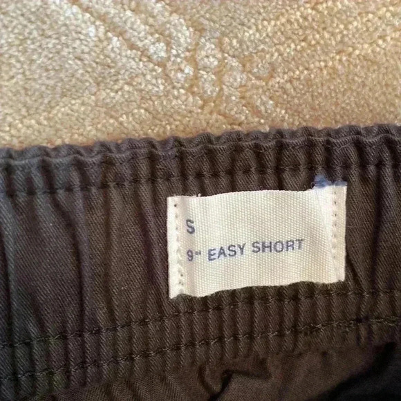 Gap Black 9” Easy Shorts.  NWT, Size Small. - Picture 7 of 9
